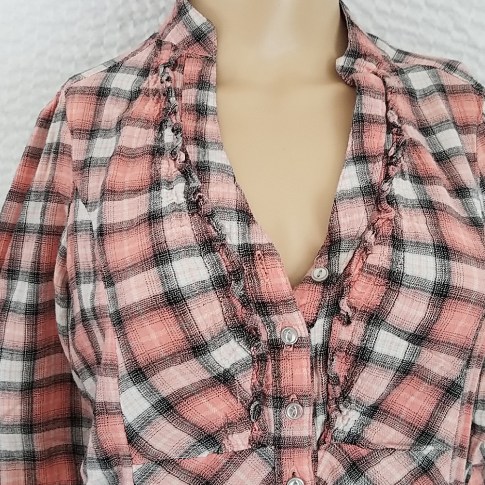 Maurices button down - Picture 2 of 5